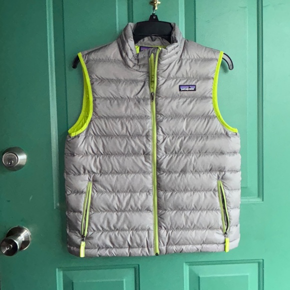Patagonia Kids Gray and Neon Yellow Vest - Picture 2 of 10